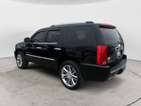 2012 Cadillac Escalade Platinum Edition