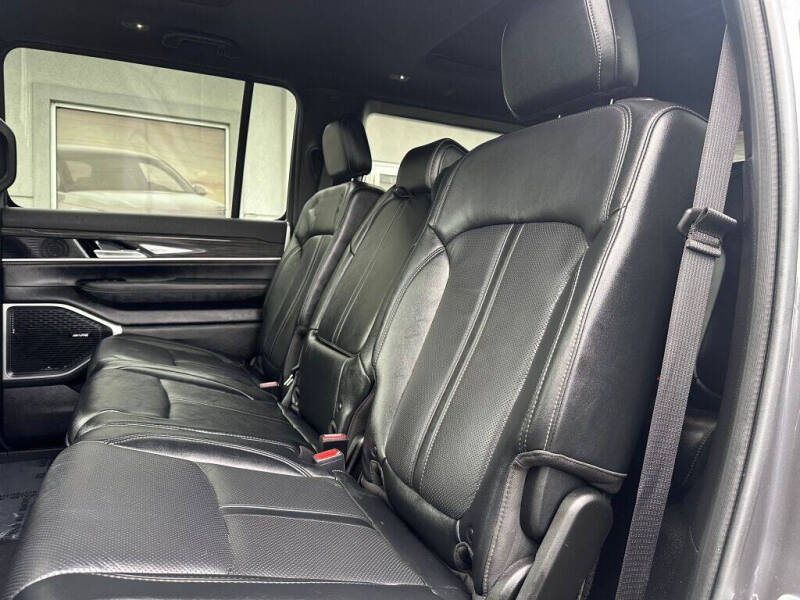 2022 Jeep Wagoneer Series II