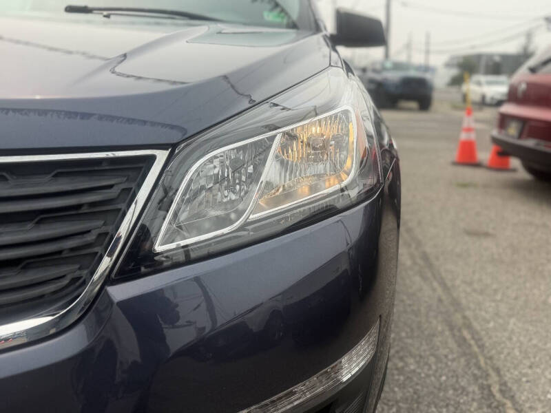 2013 Chevrolet Traverse LS