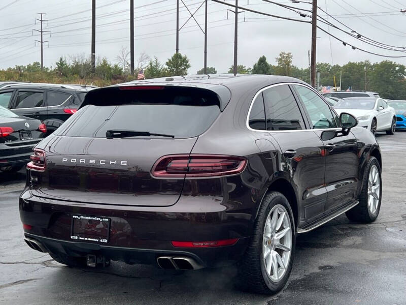 2017 Porsche Macan