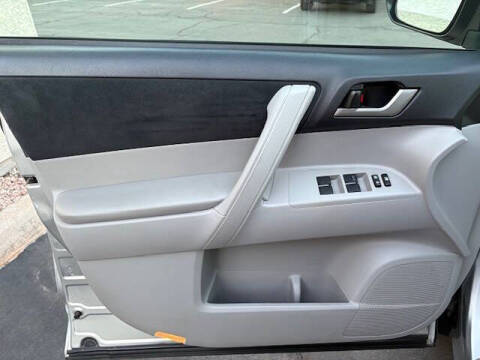 2012 Toyota Highlander