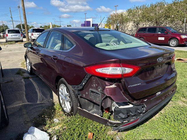 2013 Ford Fusion SE