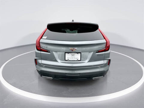 2024 Cadillac XT4 Premium Luxury