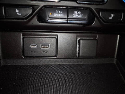 2021 Chevrolet Suburban Z71