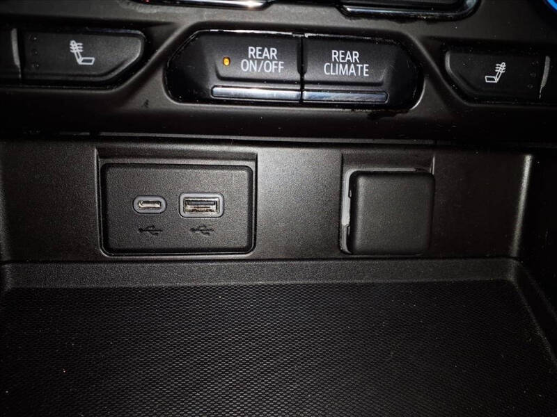 2021 Chevrolet Suburban Z71