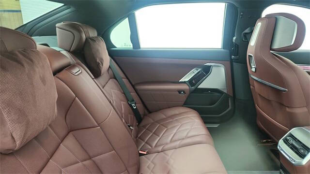 2025 BMW i7 eDrive50