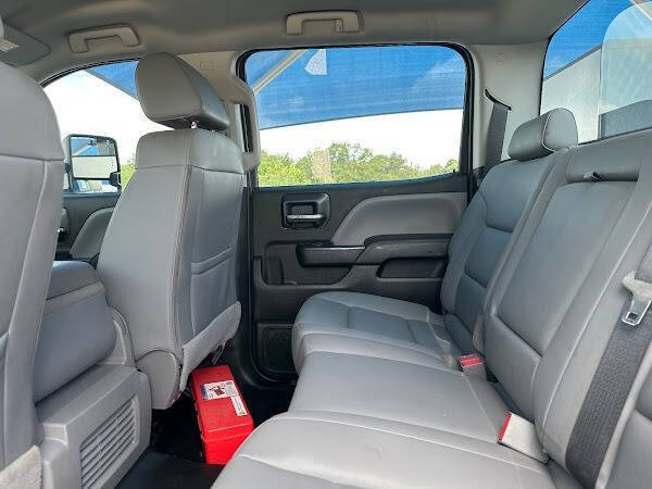 2022 Chevrolet Silverado 6500HD