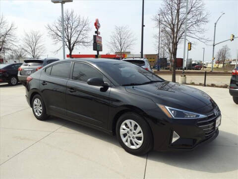 2019 Hyundai Elantra for sale at SIMOTES MOTORS in Minooka IL