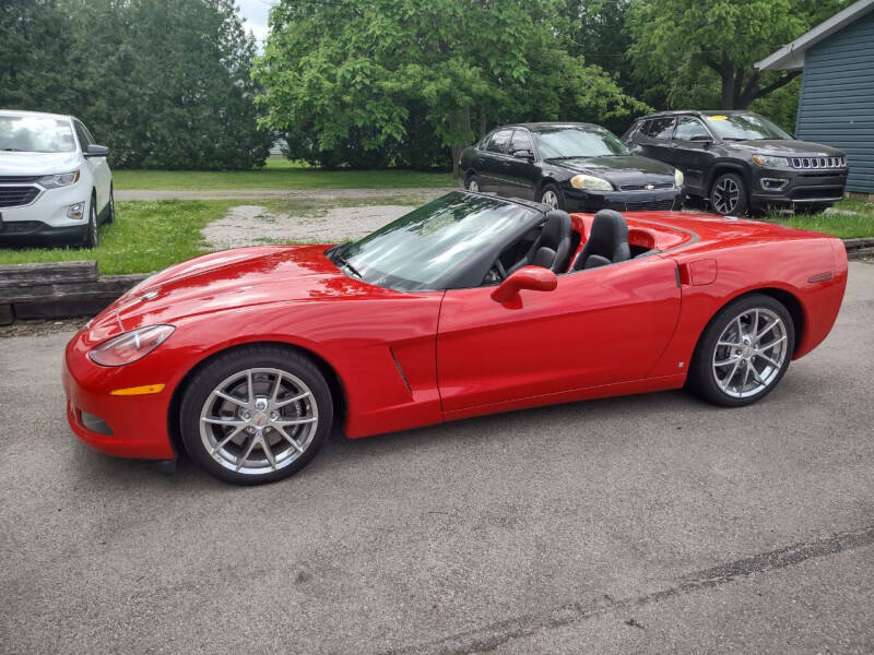 2006 Chevrolet Corvette for sale at Dave's Car Corner in Hartford City IN