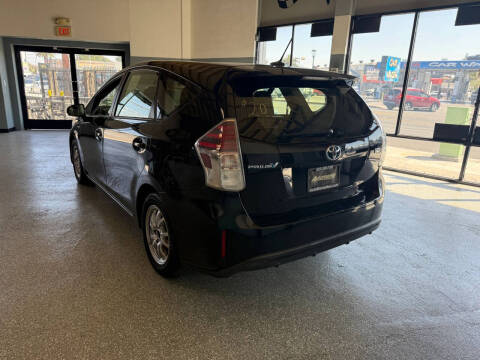 2016 Toyota Prius v