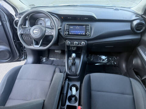 2023 Nissan Kicks S