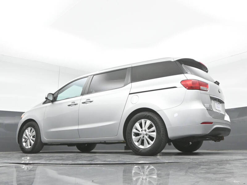 2015 Kia Sedona LX