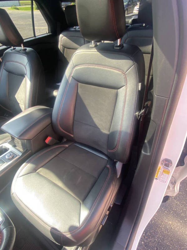 2022 Ford Explorer ST-Line