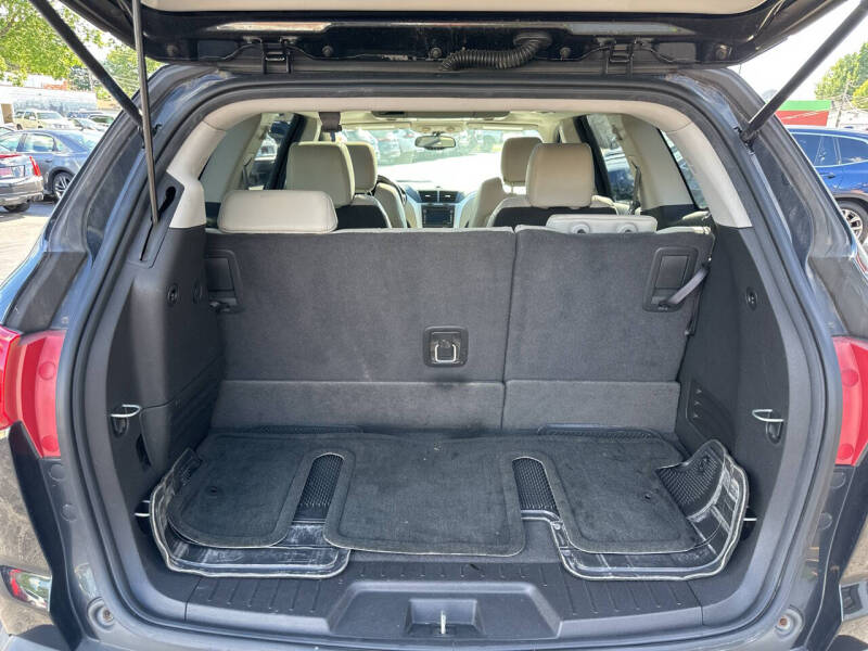 2012 Chevrolet Traverse LTZ