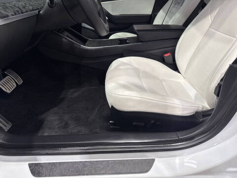 2020 Tesla Model 3 Performance