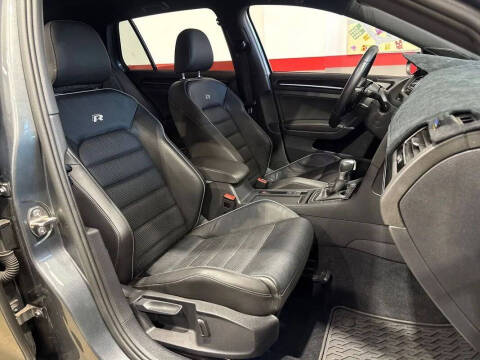 2018 Volkswagen Golf R 4Motion