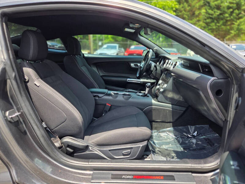 2019 Ford Mustang