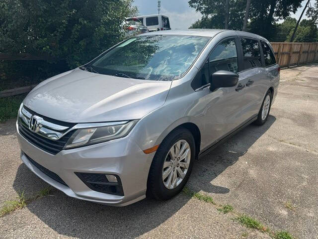 Silver 2019 Honda Odyssey LX LX 4dr Mini-Van 1