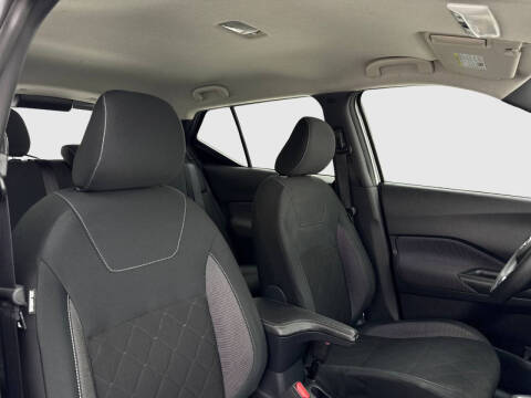 2020 Nissan Kicks S