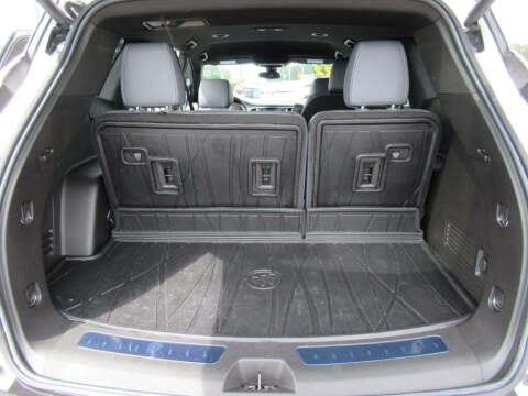 2022 Buick Enclave Essence