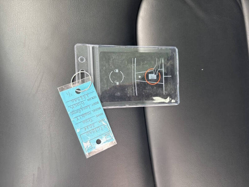 2024 Tesla Model Y Long Range