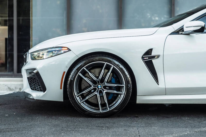 2020 BMW M8