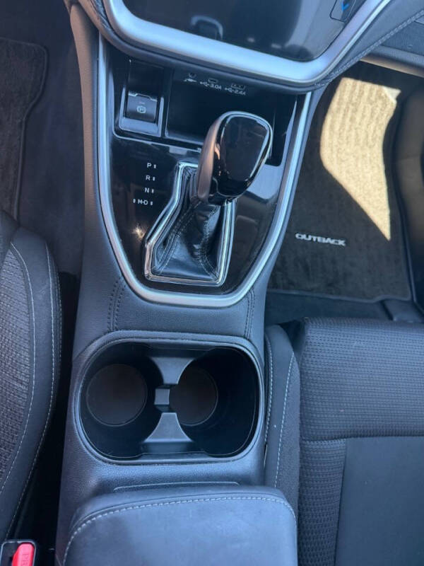 2023 Subaru Outback Premium