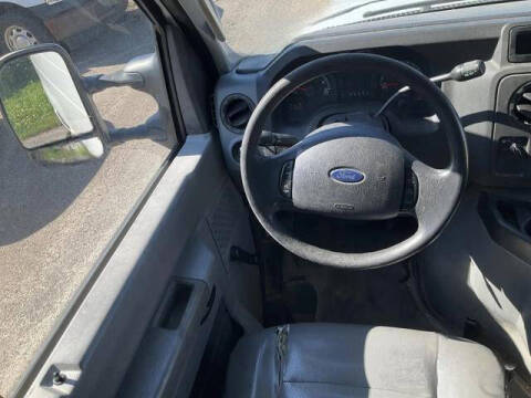 2012 Ford E-Series E-350 SD