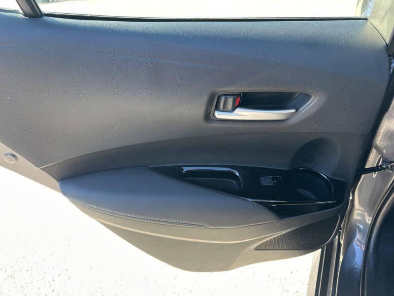 2025 Toyota Corolla Hatchback SE