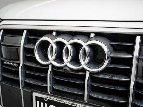 2022 Audi Q7 quattro Premium Plus 55 TFSI