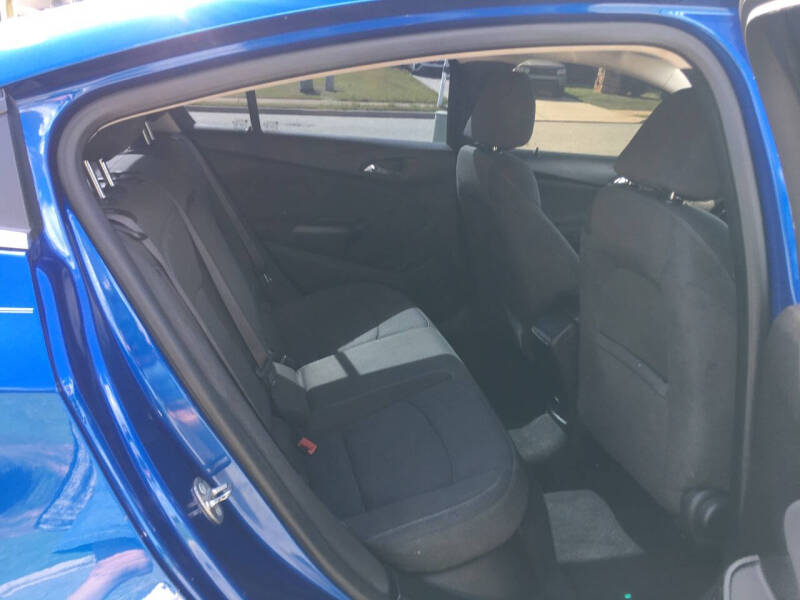 2017 Chevrolet Cruze LT Auto