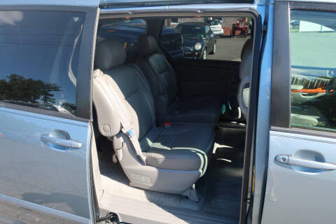 2008 Toyota Sienna XLE