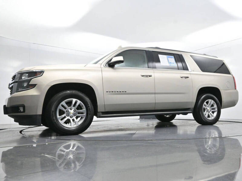 2016 Chevrolet Suburban LT