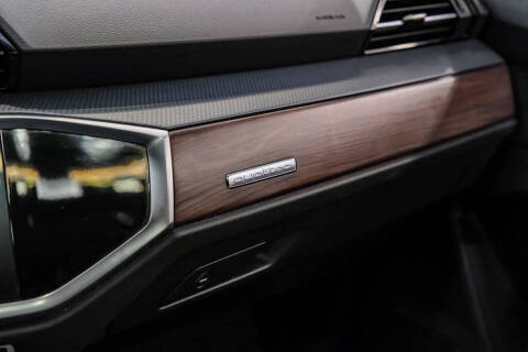 2020 Audi Q3 quattro S line Prem Plus 45 TFSI