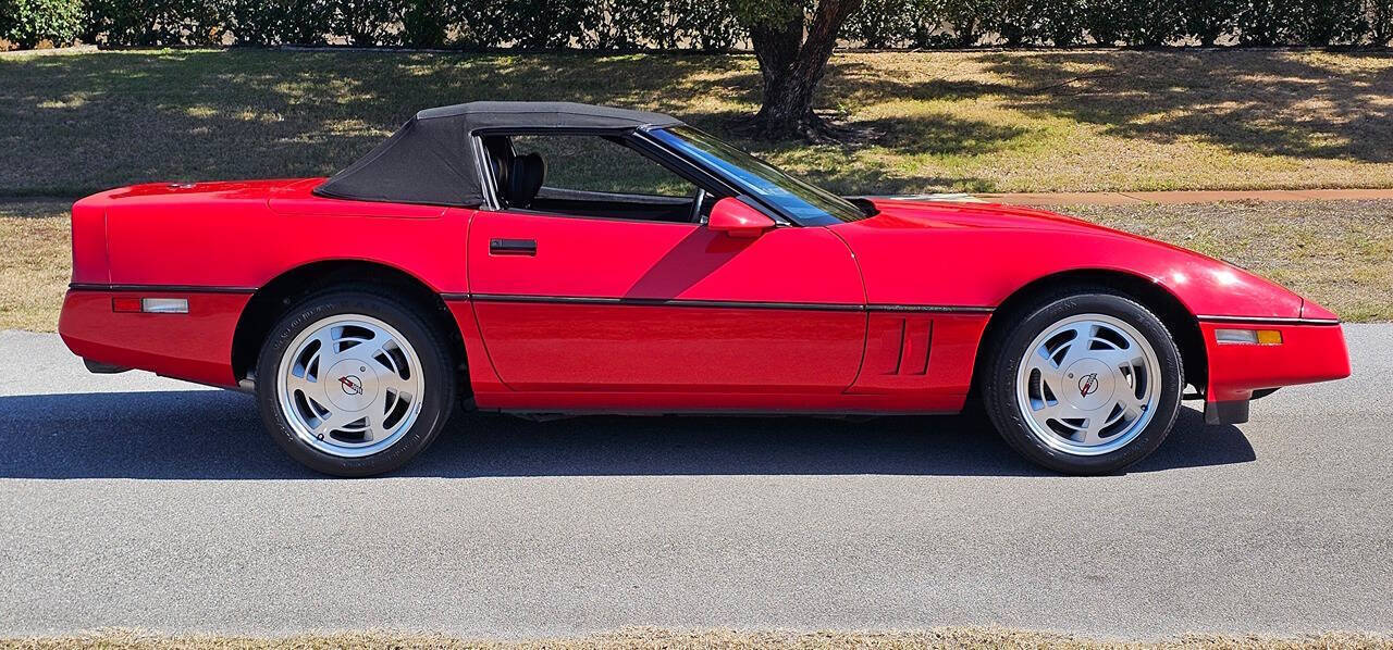 1989 Chevrolet Corvette 16