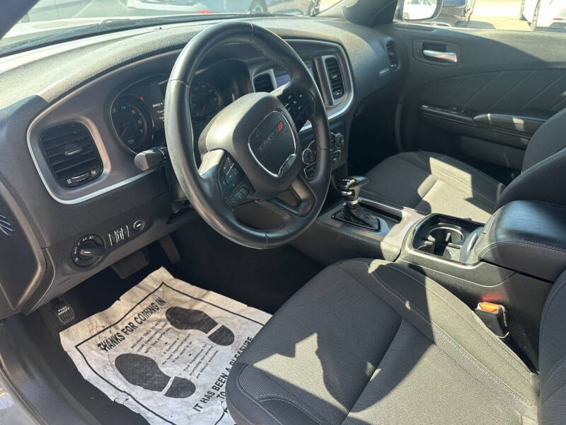 2019 Dodge Charger SXT