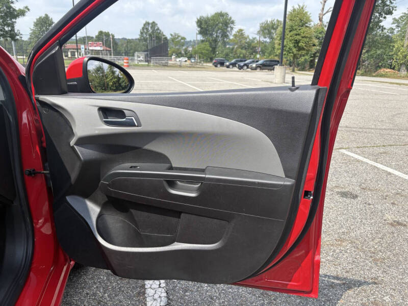 2016 Chevrolet Sonic LTZ Auto