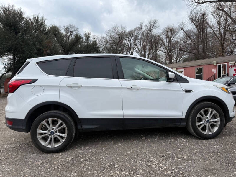 2019 Ford Escape SE