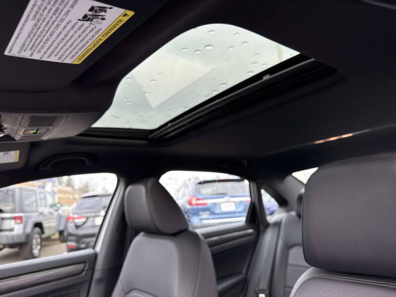 2021 Volkswagen Passat R-Line