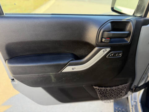 2016 Jeep Wrangler Unlimited Sahara 75th Anniversary