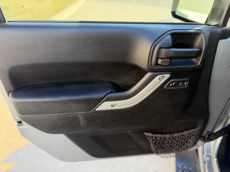 2016 Jeep Wrangler Unlimited Sahara 75th Anniversary