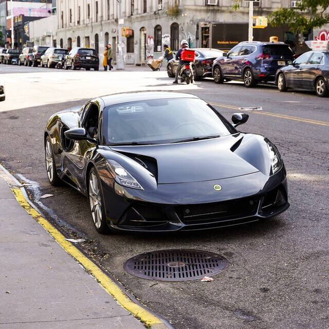 2025 Lotus Emira 4