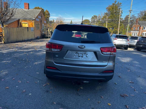 2016 Kia Sorento LX