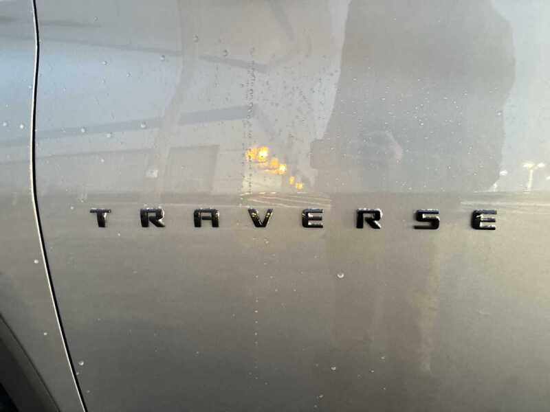 2023 Chevrolet Traverse RS