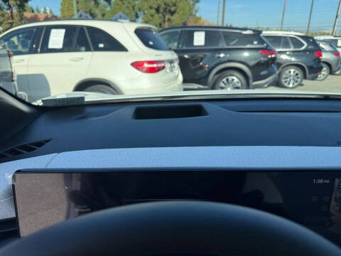 2026 Nissan LEAF Platinum+