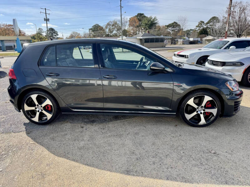 2017 Volkswagen Golf GTI SE