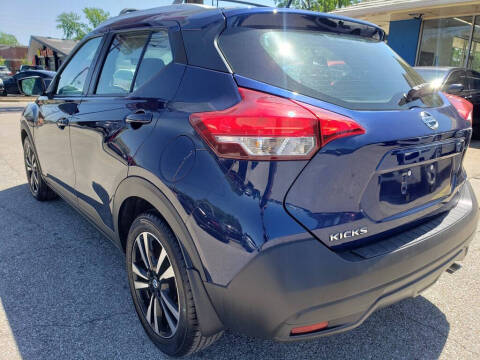 2019 Nissan Kicks S