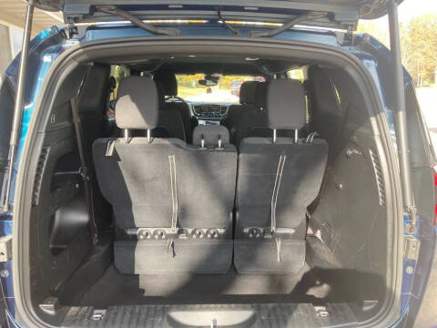 2024 Chrysler Pacifica Touring