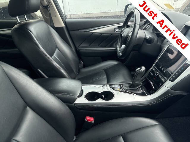 2021 Infiniti Q50 Luxe