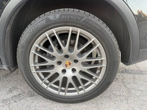 2014 Porsche Cayenne Platinum